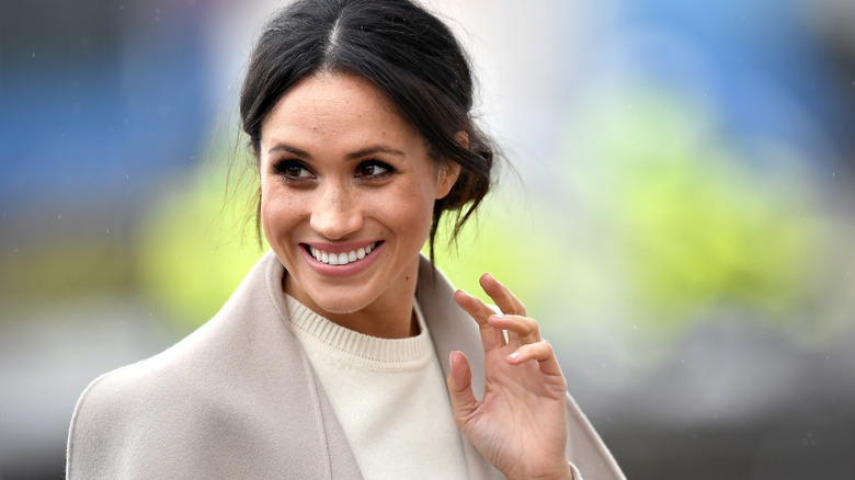 Meghan Markle waving