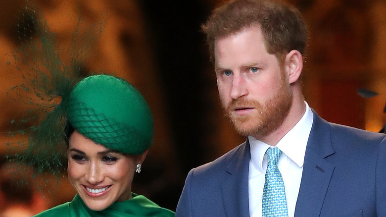 Harry and Meghan in the UK, Meghan in a green dress