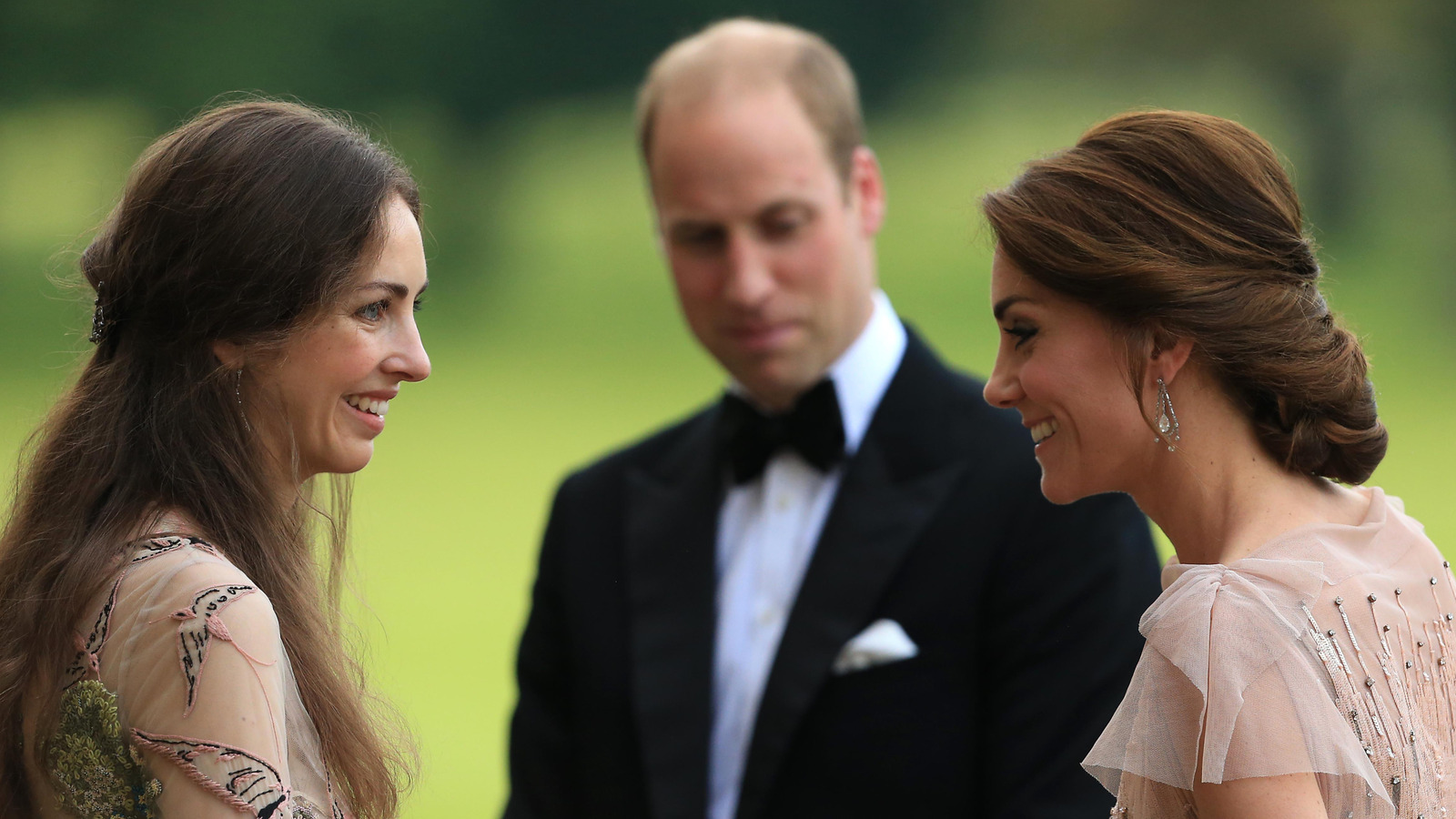 <a href="https://www.thelist.com/1903253/prince-william-rumored-mistress-rose-hanbury-gave-birth/" target="_blank">Prince William’s Name Was On Everyone’s Lips When His Rumored Mistress Gave Birth</a>