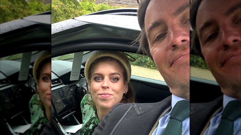 Princess Beatrice and Edo Mapelli Mozzi taking a selfie.