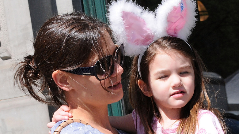 Suri Cruise bunny ears