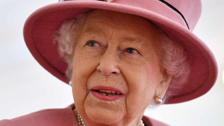 Queen Elizabeth wearing hat