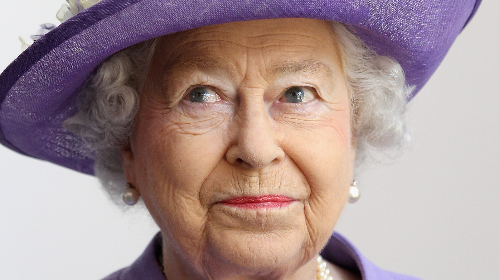 Queen Elizabeth Has Some Bold Thoughts About Mick Jagger