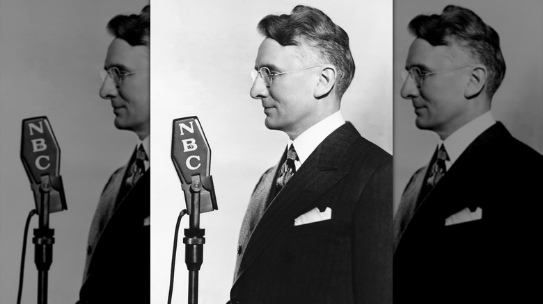 A photograph of Dale Carnegie in 1938