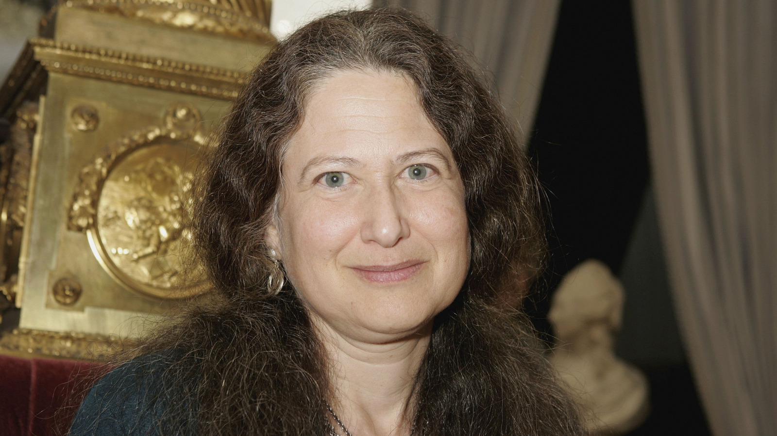 <a href="https://www.thelist.com/2250646/quote-of-the-day-jane-hirshfield-life/" target="_blank">Quote Of The Day By Jane Hirshfield: ‘Like A Lover, Your Life Bends Down And…’</a>