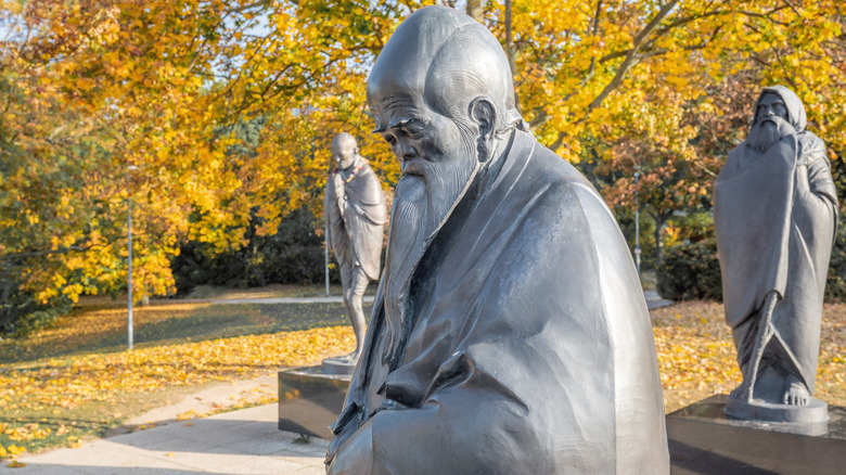 Statue of Laozi with his eyes downcast