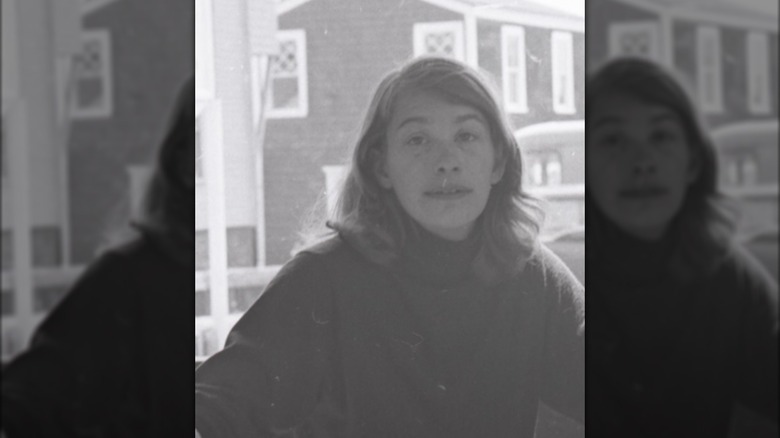 Mary Oliver smiling