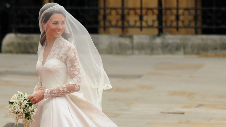 Kate Middleton royal wedding dress