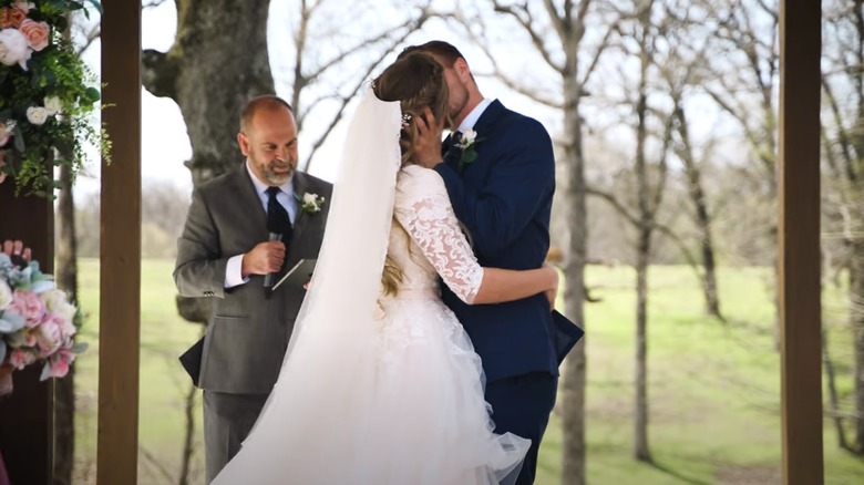 Katey and Jedidiah Duggar kissing