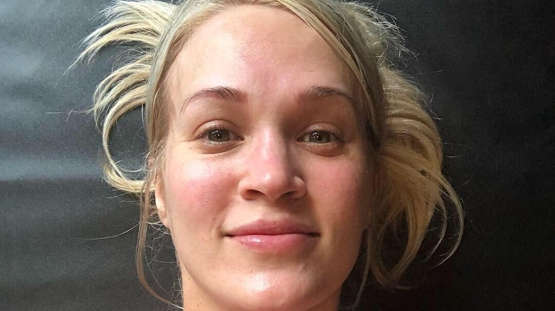Carrie Underwood without makeup.