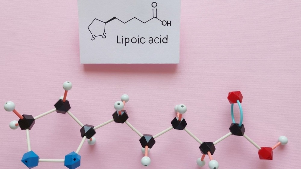 Alpha-lipoic acid molecule