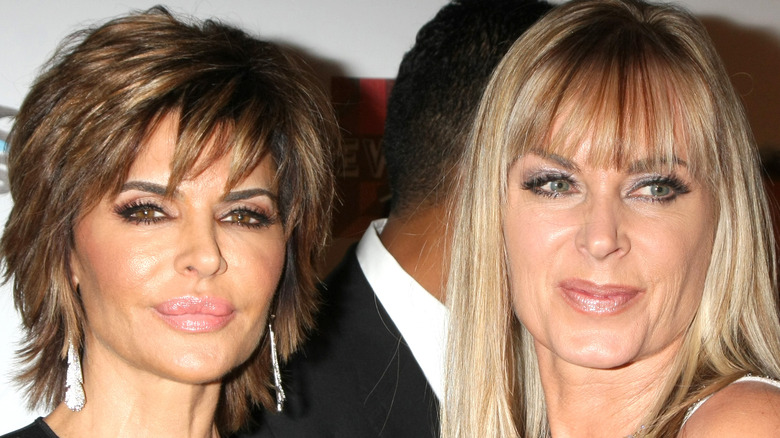 Lisa Rinna and Elieen Davidson on the red carpet