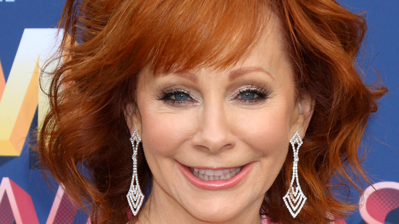 Reba McEntire smiling