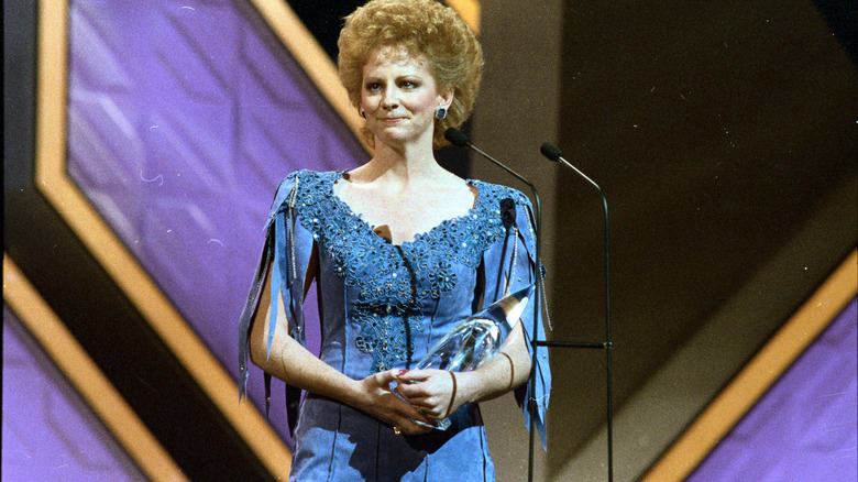 Reba McEntire Accepting her CMA Entertainer of the Year Award in 1986