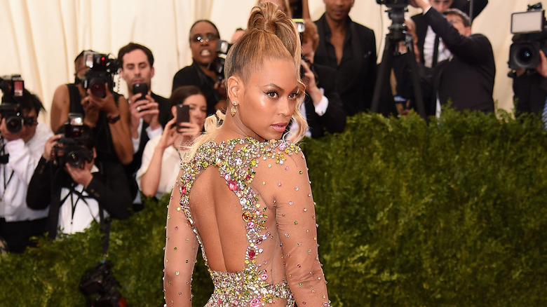 Beyoncé posing at the Met Gala 