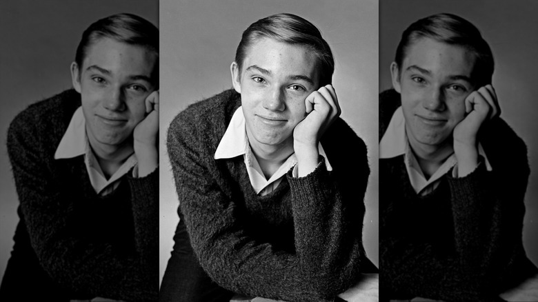 Richard Thomas smiling in 1965