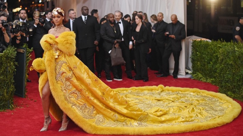 Rihanna 2015 Met Gala