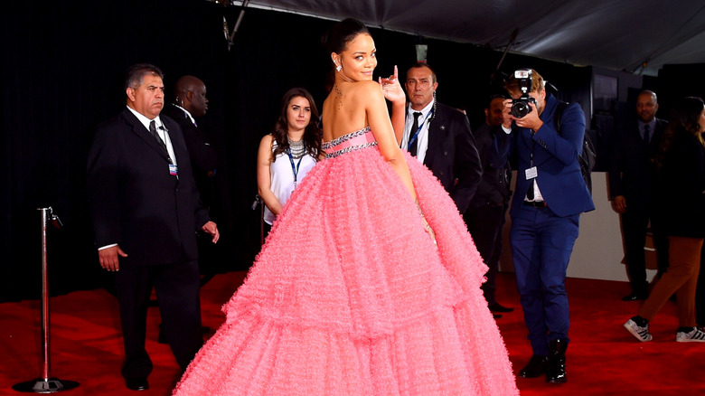 Rihanna 2015 Grammys