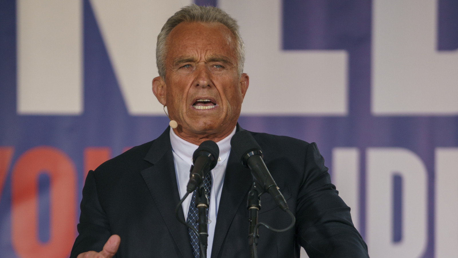 Robert F. Kennedy Jr.'s Family Hits Him Where It Hurts In Response To