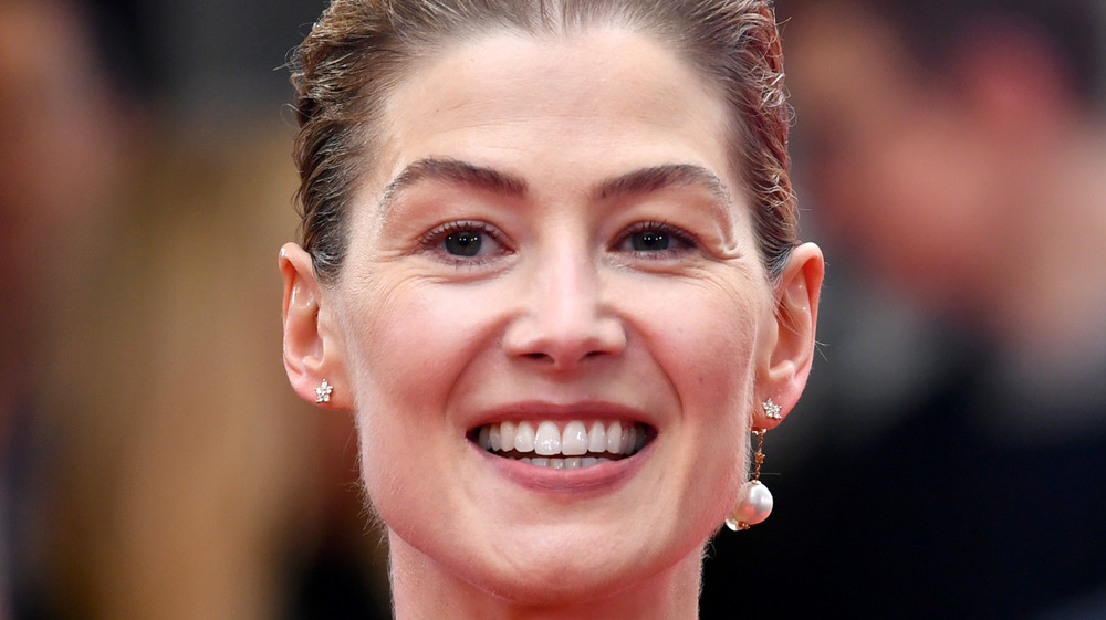 Rosamund Pike on red carpet