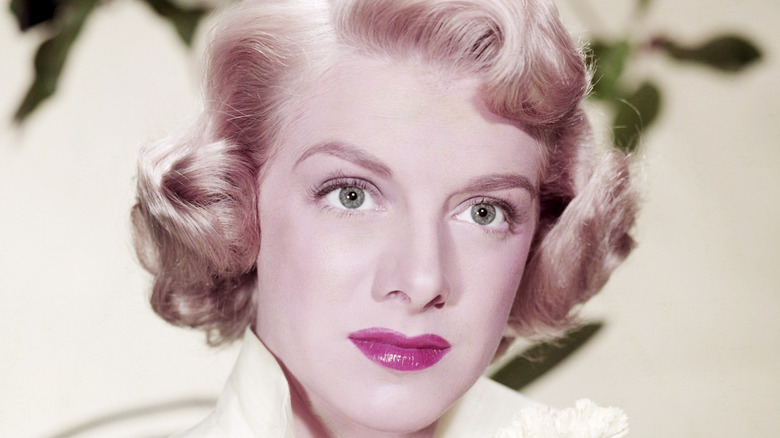 young Rosemary Clooney smiling