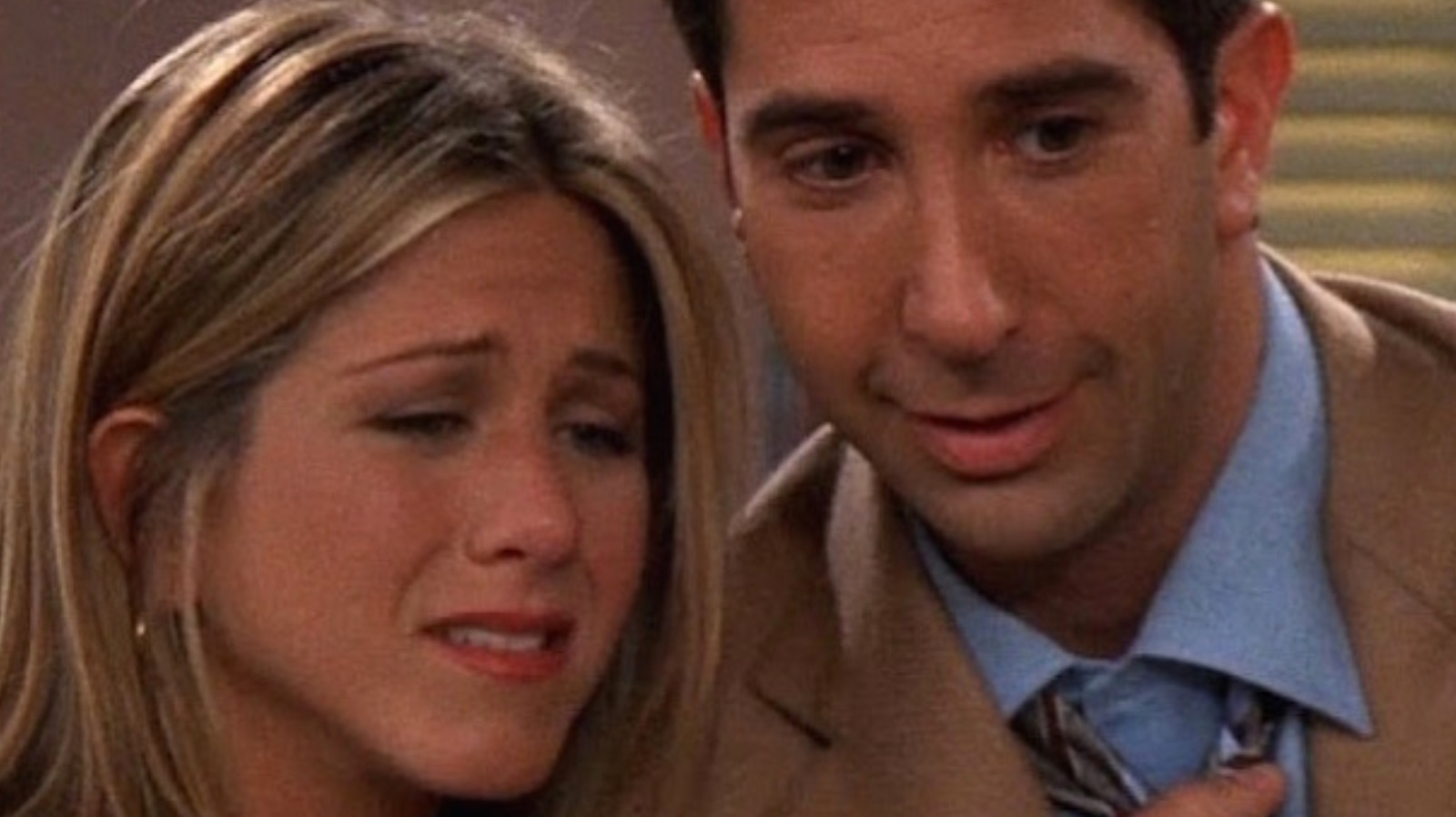Friends: Ross Hears Rachel's Voicemail Confessing Her Love (Season