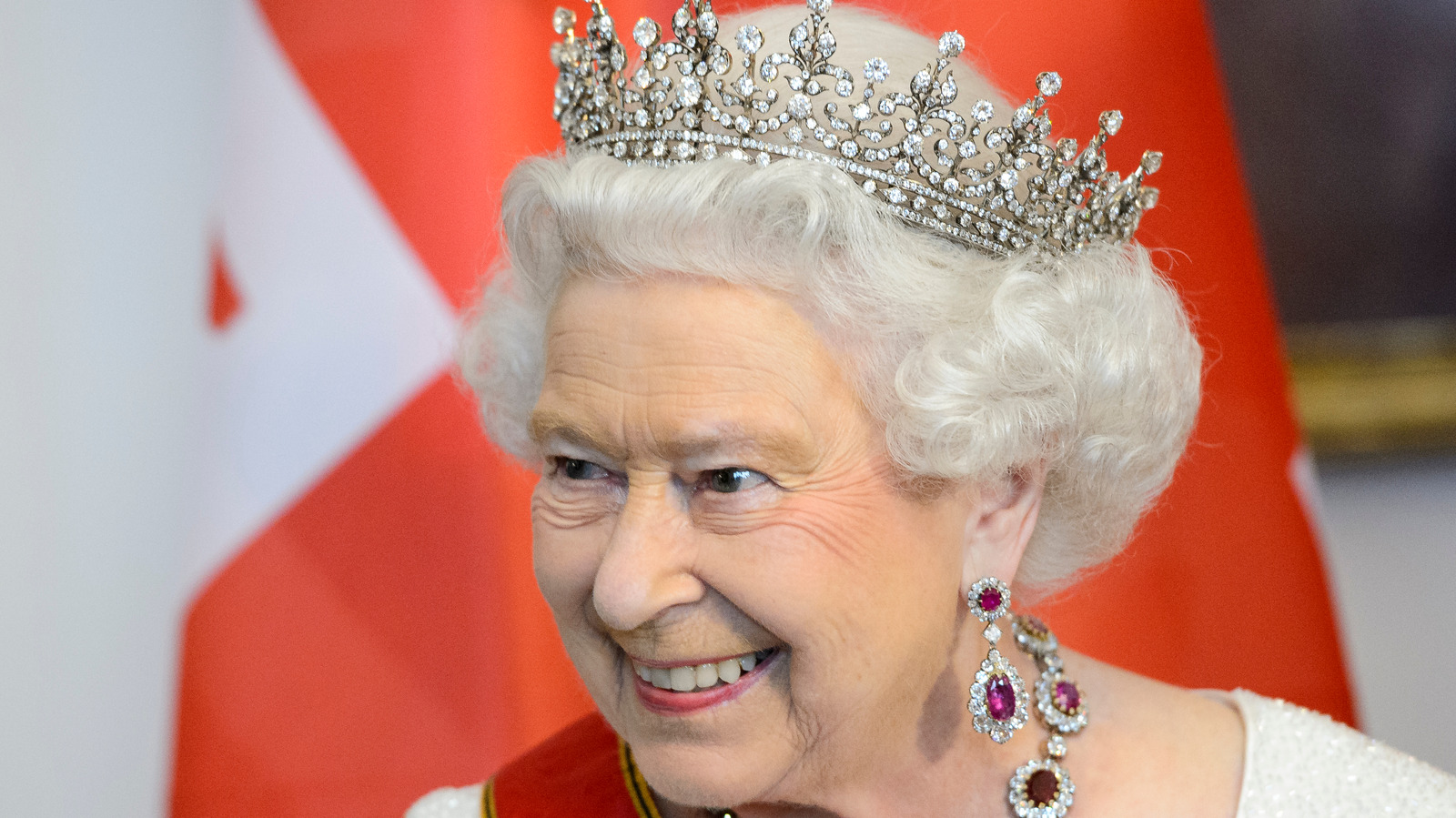 Royal Expert Reveals New Details About The Queen's Platinum Jubilee