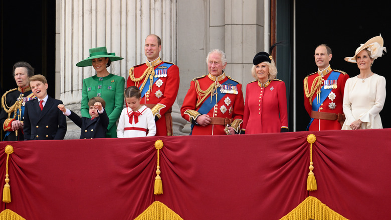 British royal family balcony