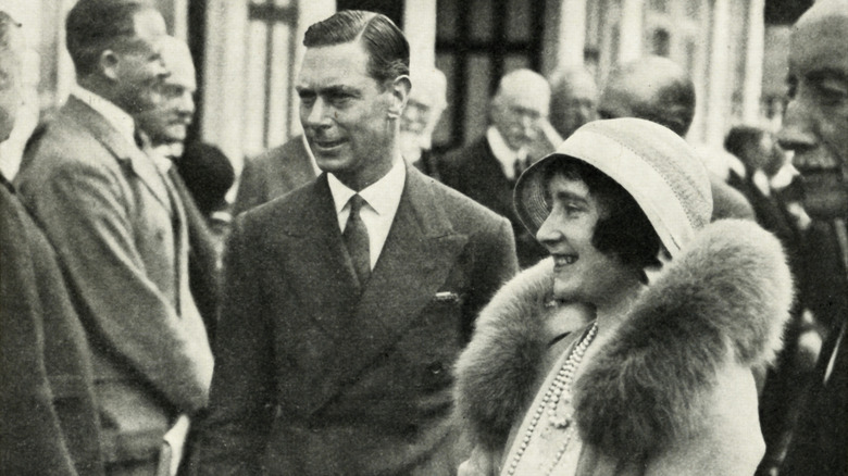 Queen Mother walkabout