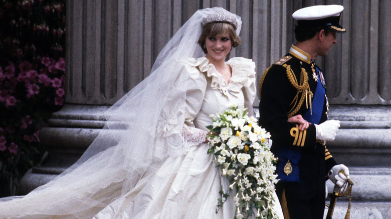 Princess Diana in wedding gown