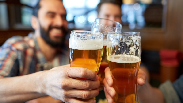 Men drinking beer