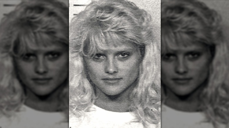 Closeup black and white photo of a young Anna Nicole Smith