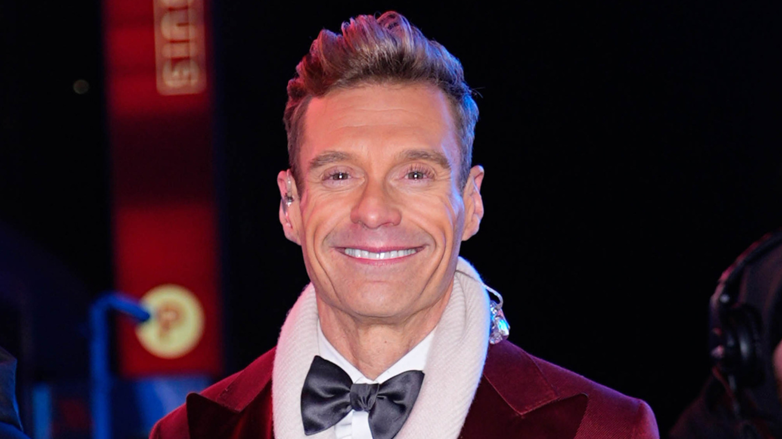 <a href="https://www.thelist.com/2142920/ryan-seacrest-relationship-red-flags-love-life-own-worst-enemy/" target="_blank">Ryan Seacrest’s Relationship Red Flags Hint He’s His Love Life’s Own Worst Enemy</a>