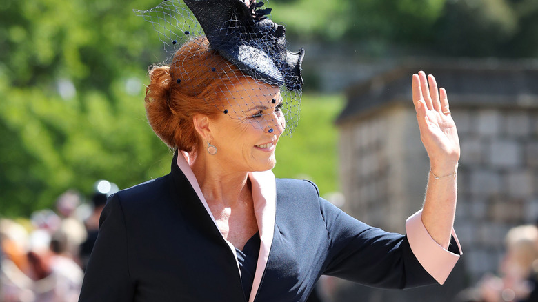 Sarah Ferguson waving