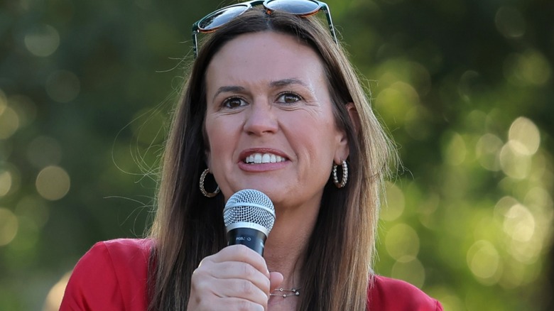 Sarah Huckabee Sanders speaks during the opening ceremony of the Simmons Bank Championship in Little Rock, AR (2024)