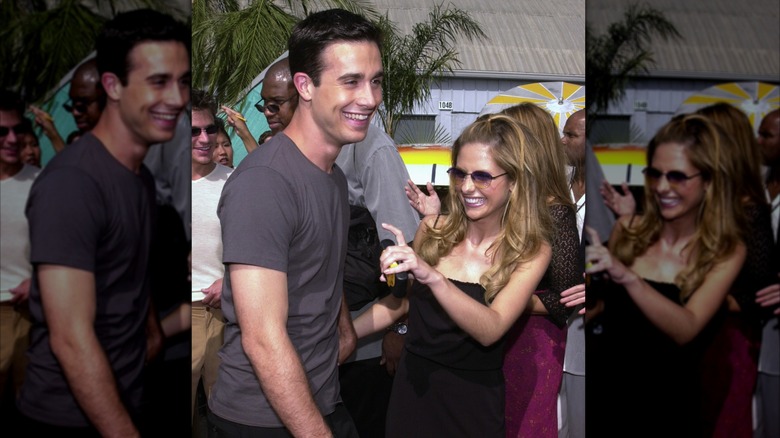 Freddie Prinze Jr. and Sarah Michelle Gellar laughing