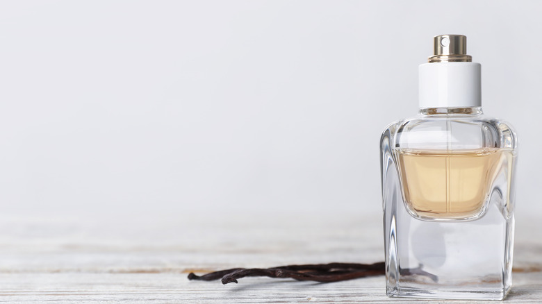 Vanilla perfume