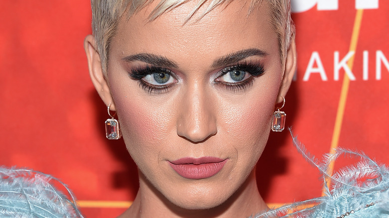 Katy Perry smizing