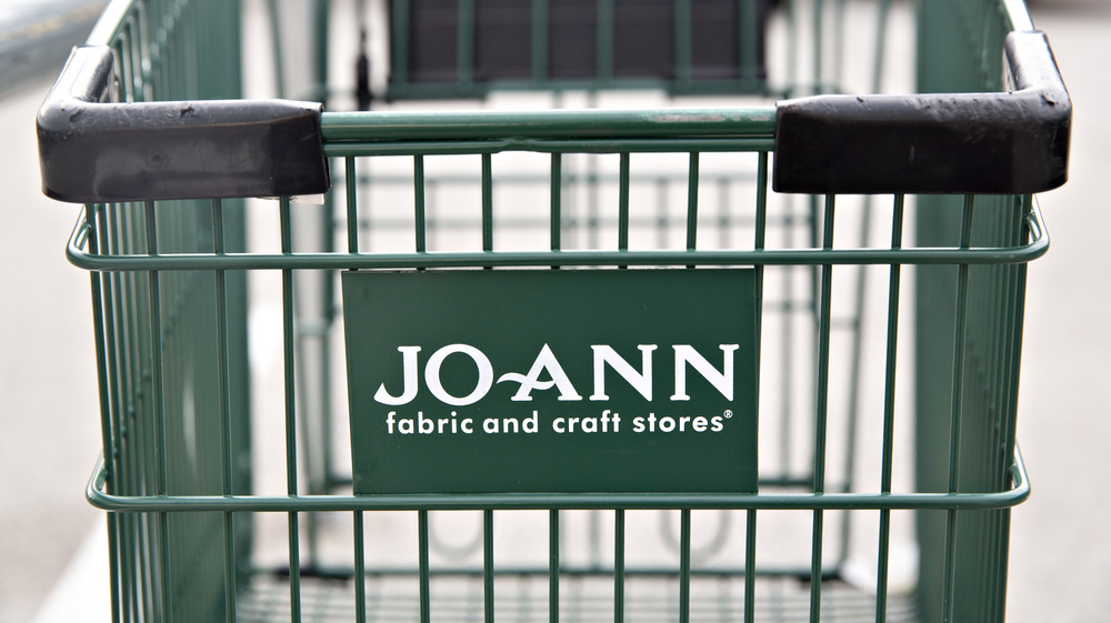 A Jo-Ann shopping cart