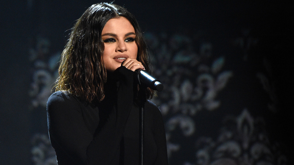 Selena Gomez performing at the AMAs