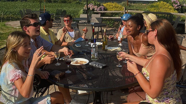 The cast of Serving The Hamptons out for lunch together 