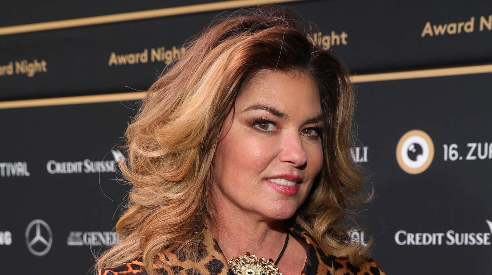 Shania Twain's CMT Awards Performance Has Everyone Talking