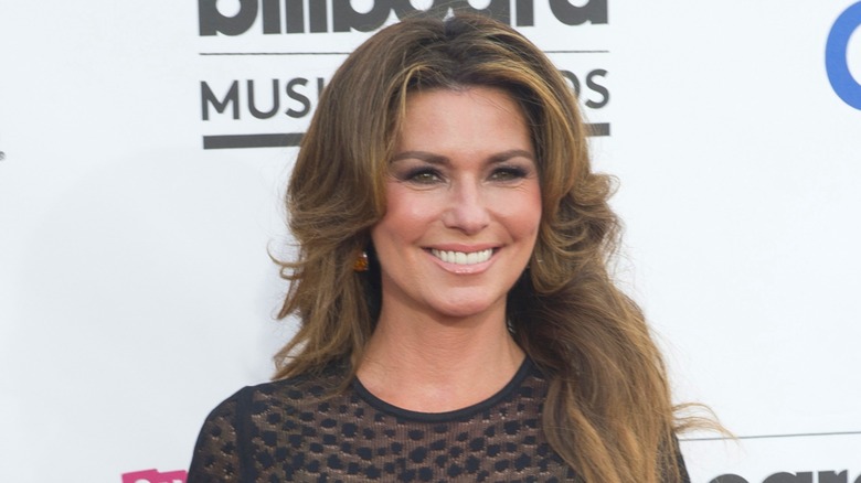 Shania Twain smiling at Billboard Music Awards
