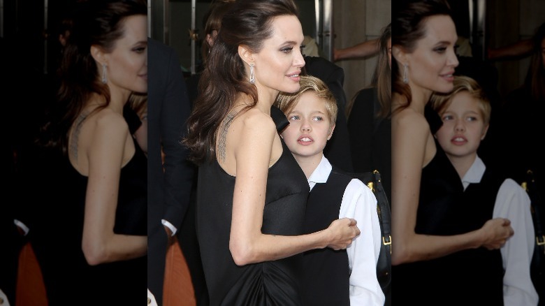 Angelina Jolie và Shiloh tạo dáng