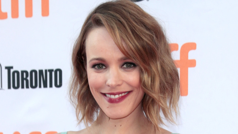 Rachel McAdams in a textured bob haircut in 2017