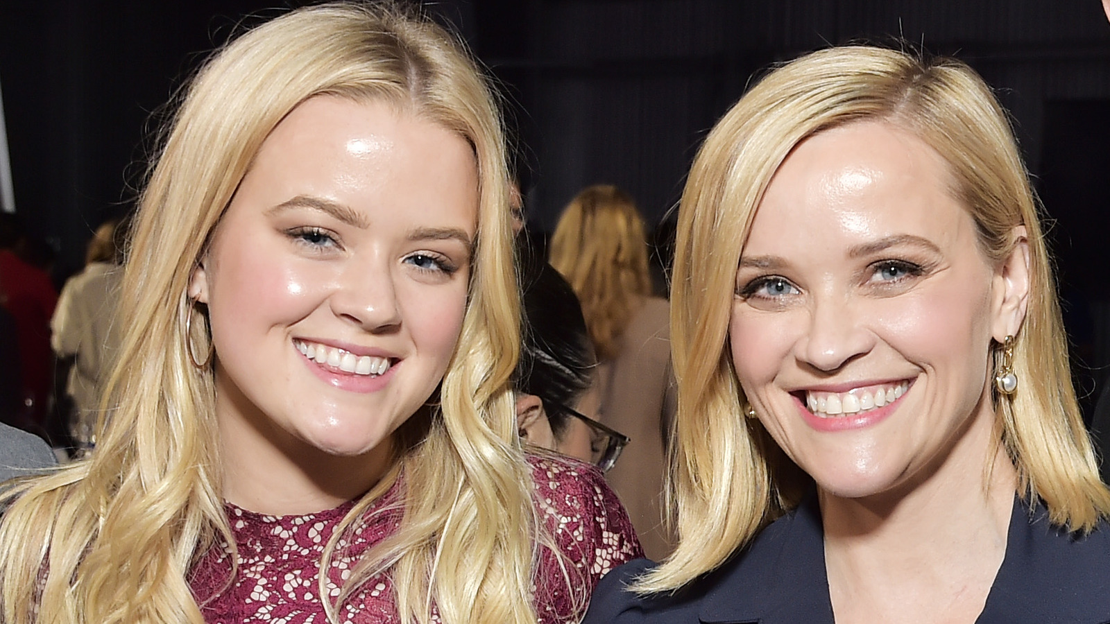 Side-By-Side Pics Of Reese Witherspoon & Her Daughter Will Have You Seeing Double