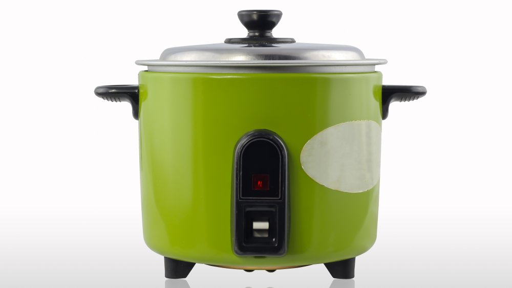 Why You Should Never Lock a Cook-and-Carry Slow Cooker While Cooking