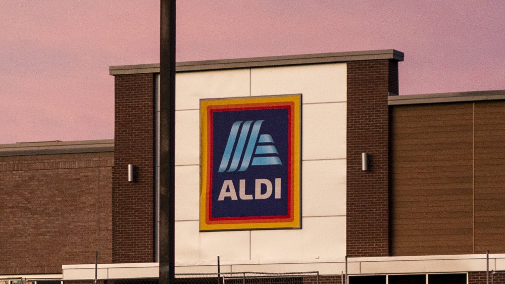 Aldi storefront