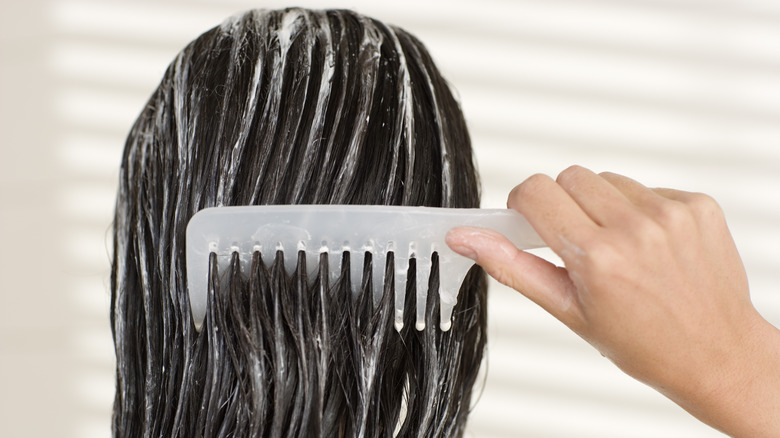 deep hair conditioner comb