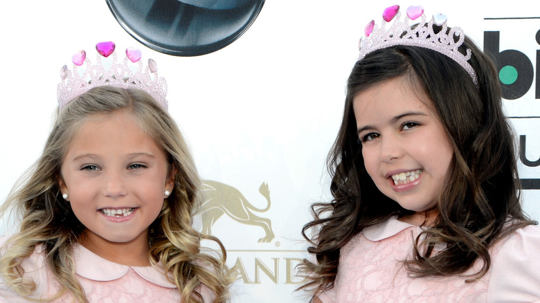 Sophia Grace and Rosie on the red carpet 